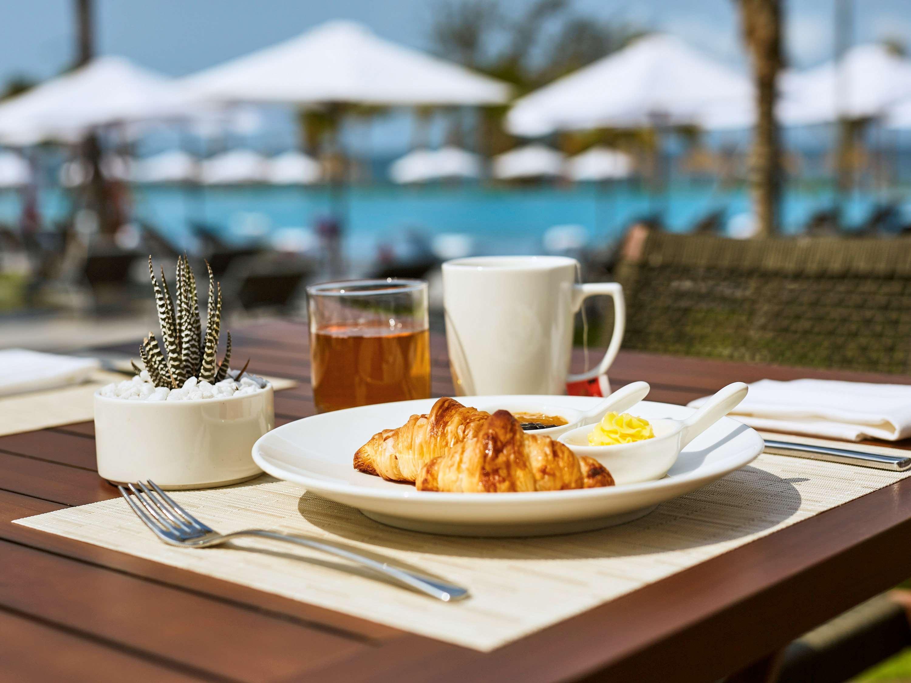 Mövenpick Villas&residences Khách sạn 5*