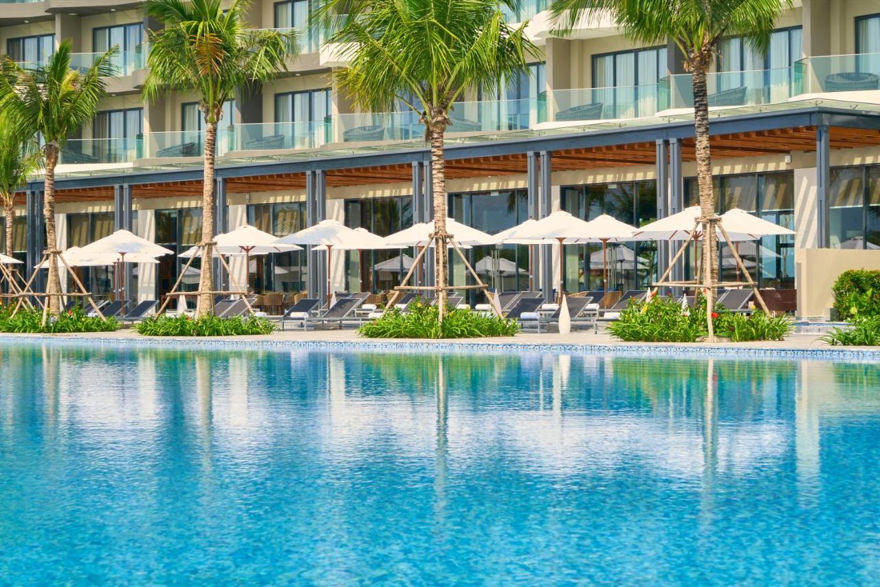 Mövenpick Villas&residences Khách sạn 5*